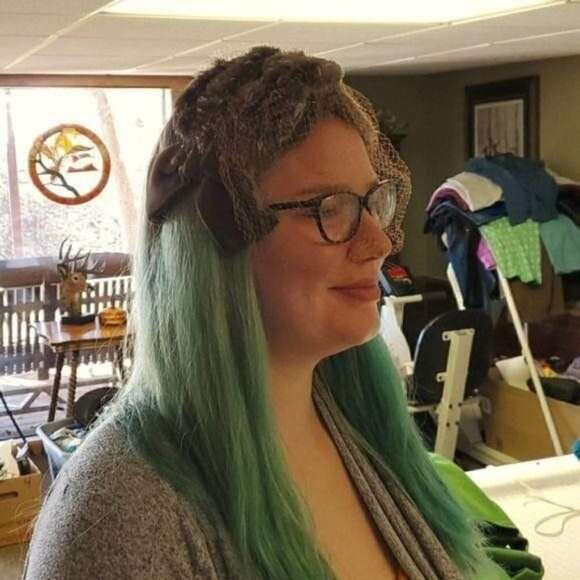 Vintage Soft Brown Ribbon Look with Veil Netting Hat - Picture 1 of 6